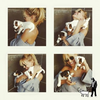 “Bom diaaa !!! Carreguem no botão da Alegria. Beijinhos grandes, meus do Gandhi e da Joy:)”. escreveu Mariana Monteiro na legenda da foto que publicou no Facebook.